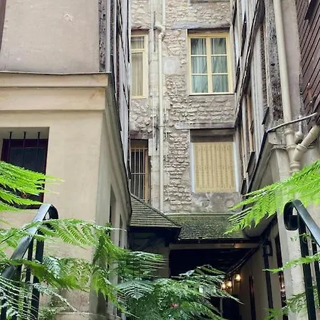Apartment Studio *